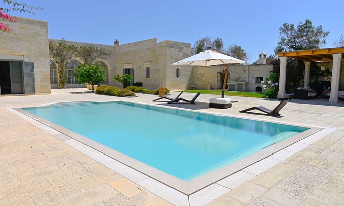Carpignano Salentino House | Ultimate 5 Bedroom Masseria with Heated Pool & Tennis Court
