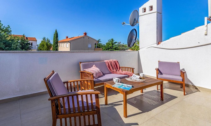 Medulin Apartment | Discover a 5 Bedroom Retreat in Medulin with Ocean Views