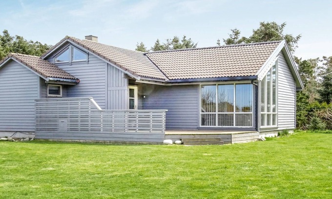 Klepp House | Spacious 5-Bedroom Retreat in Beautiful Kleppe