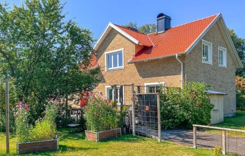 Hanger House | 5 Bedroom Lovely Home In Värnamo