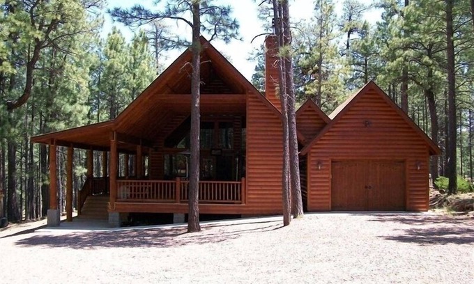 Heber Cabin | Newly Remodeled 5-Bedroom Mountain Retreat with Lake Views