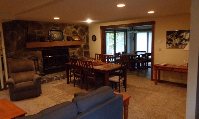 Northface House | Spacious Timberline Retreat with Hot Tub & Family Amenities