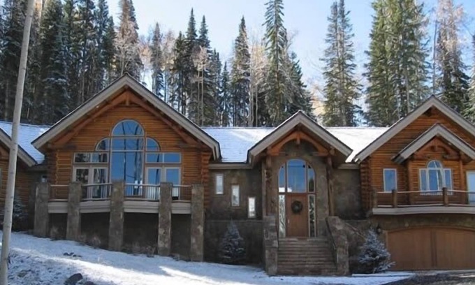 Mountain Village House | Top-Rated Telluride Ski-in & Ski-out Log Home with Spa