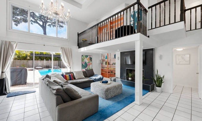 Bayhaven Villa | Elite 5 BR Beach Villa with Heated Pool & Ocean Views