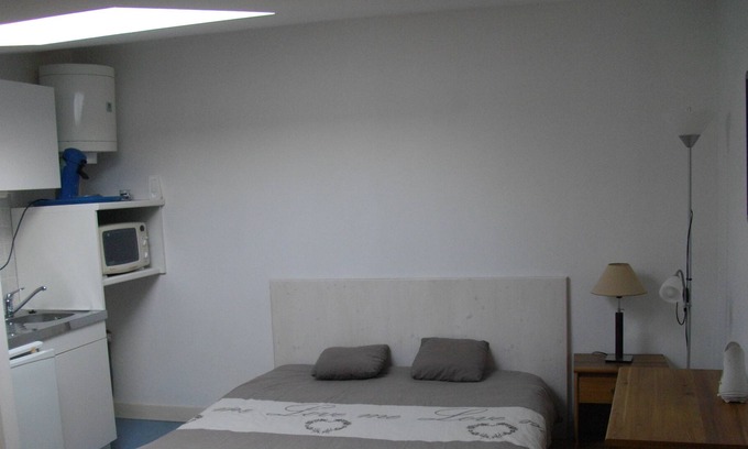 Saint Rogatien Apartment | Weekend Getaway: Cozy Studio Near La Rochelle Awaits