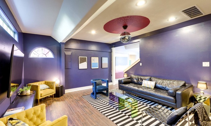 Montopolis House | Inviting Austin Vacation Home with Spa and Kitchen!