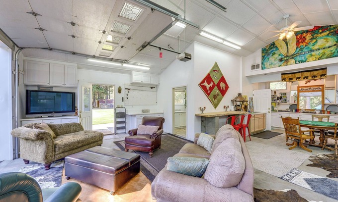 Libby Apartment | 5 Mi to Logan State Park: Studio w/Outdoor Space!