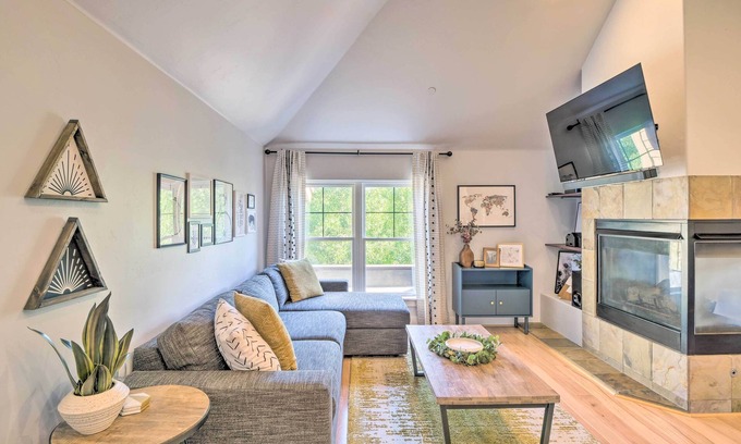 The Highlands Apartment | Cozy Breckenridge Penthouse Studio Near Skiing & Spa