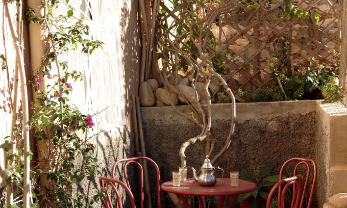Tamrhakht Apartment | Family-Friendly Retreat near Beach with Pool and Spa