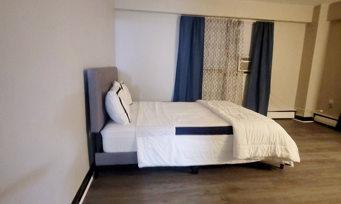 Wynnefield Apartment | Elegant Family-Friendly Apartment for Memorable Stays