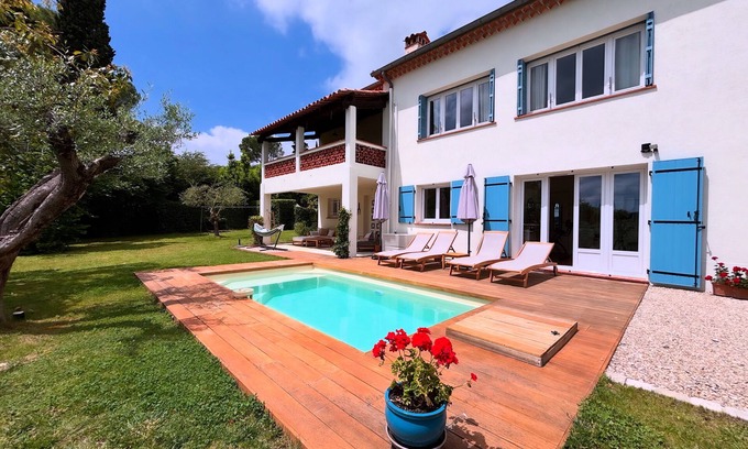 Opio Villa | 5 min from Valbonne, air-conditioned villa, private plot & private pool