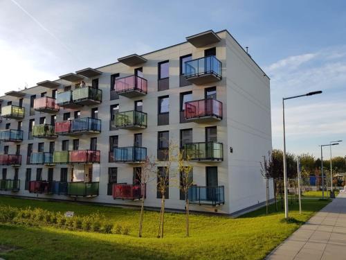 Lublin Apartment | Convenient Stay: 5 Min from Dworca PKP with Family-Friendly Amenities