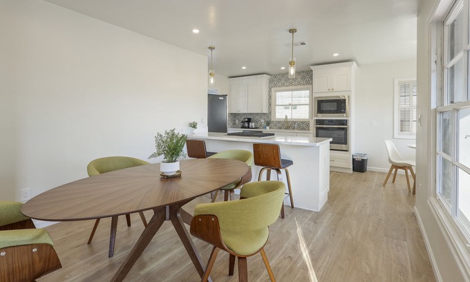 Stockton House | Exceptional Home Near UOP & Miracle Mile with Master Suite