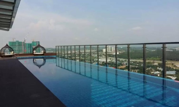 Medini Apartment | Prime Location Near Legoland JB - Family-Friendly Retreat