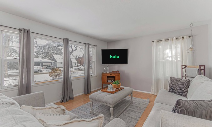 Roosevelt House | Charming 4 Bedroom Home with Pet-Friendly Amenities