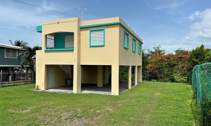 Cabo Rojo House | Cozy Oceanfront Retreat: 10/10 Guest Rated, BBQ & Wi-Fi
