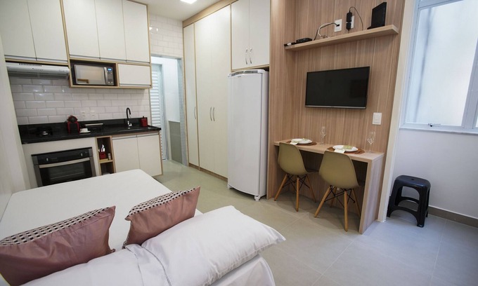 Copacabana Apartment | Inviting Studio in Copacabana with Oceanfront Views