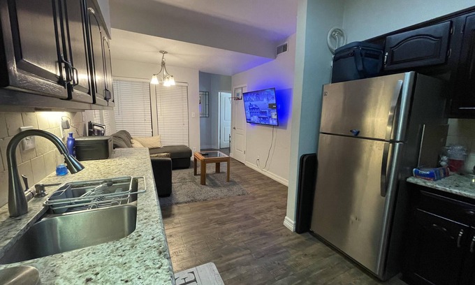 Old Enfield Condo | 5 Minutes from Downtown, Lovely Condon
