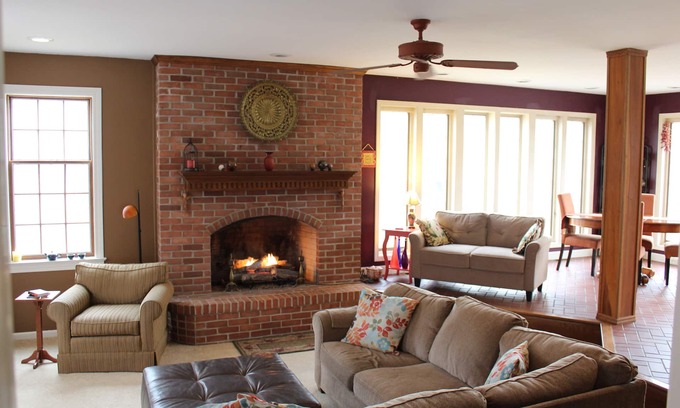 South Bend House | Ideal 4 Bedroom Home Just Minutes from Notre Dame