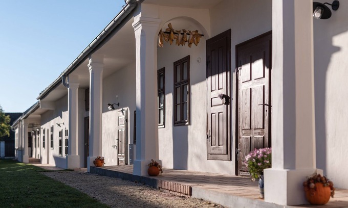 Lutzmannsburg Apartment | Family-Friendly Apartment Near Sonnentherme - Pet Welcome!