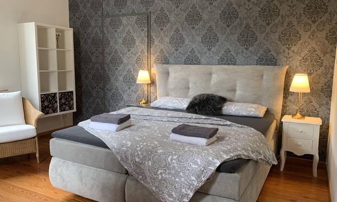 Metzingen Condo | Perfect Getaway: Business & Family Apartment Near Outlets