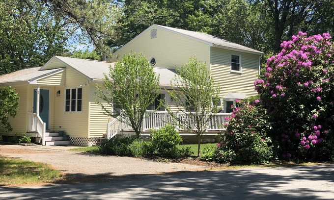 Charlestown House | Cozy Retreat Just 5 Minutes to Scenic RI Beaches!