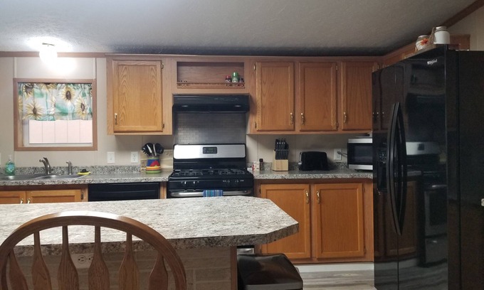 Lawrence House | Convenient Getaway Near Kansas University and Downtown