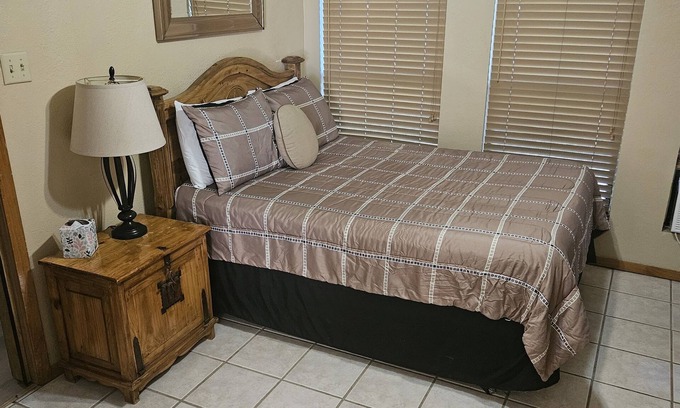Silver Creek Village Apartment | Convenient 1 Bedroom Apartment Near Spider Mountain