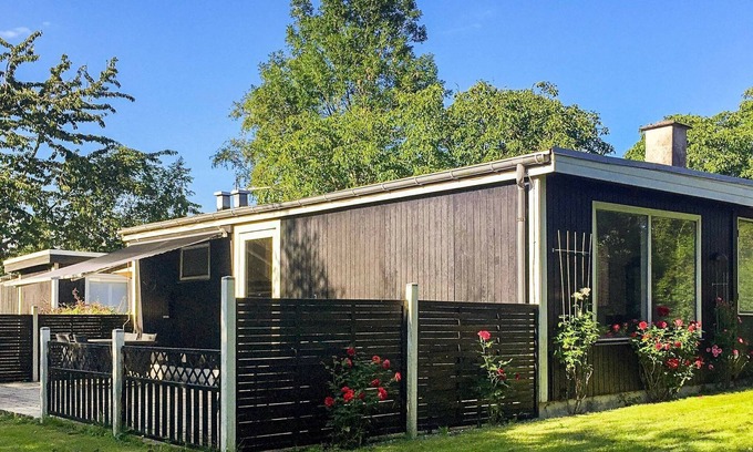 Kongsnæs House | Perfect Family Retreat in Stubbekøbing with Ocean View