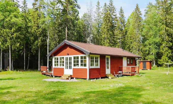 Grisslehamn House | Family-Friendly Holiday Home with Ocean View in Grisslehamn