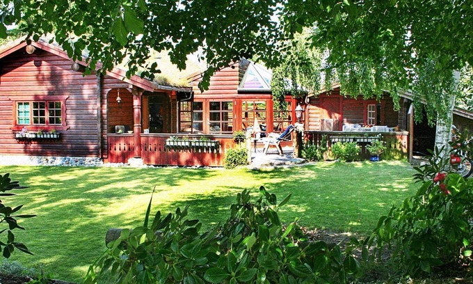 Vejlby Fed House | Cozy 5-Person Holiday Home with Ocean View in Middelfart