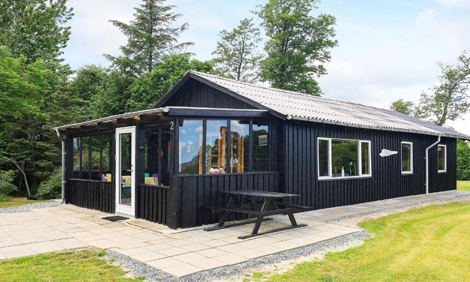 Roslev House | Pet-Friendly Holiday Home Kildskovvej with Family Amenities
