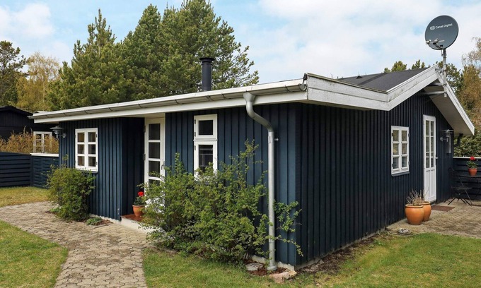 Nordost House | Perfect Family Retreat: 5-Person Holiday Home in Sæby