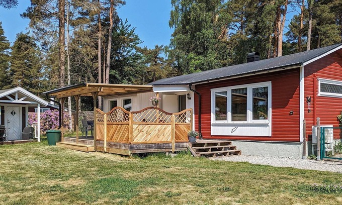 Sjobo House | Cozy 5-Person Holiday Home in SJÖBO with Great Amenities