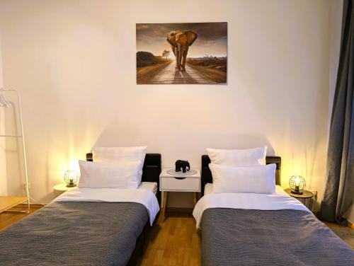 Magdeburg Apartment | 5 Personen, familienfreundlich, Waschmaschine, Balkon, Amazon Prime