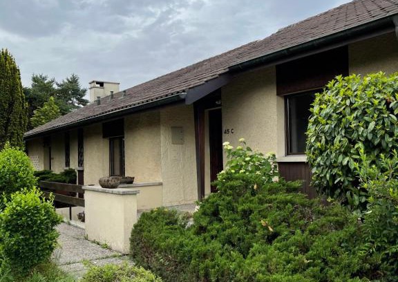 Vernier Apartment | Comfortable Rooms for Families in One Convenient Location