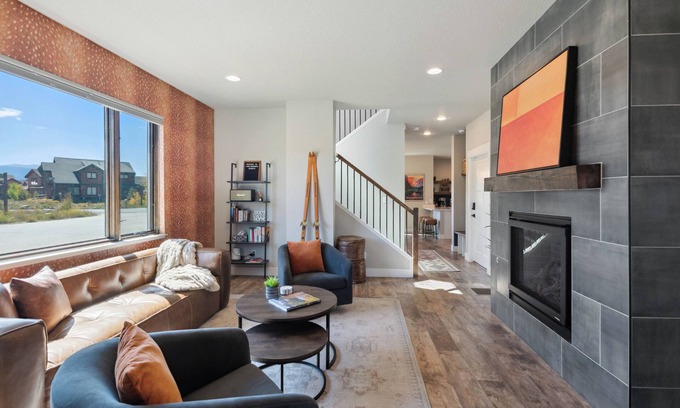 Tabernash House | Explore Mountain Vista Chalet: 4BD with Game Room & Views