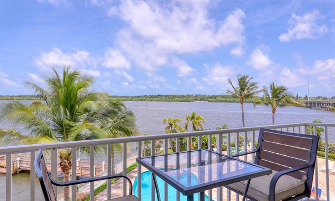 St. Petersburg - Clearwater Condo | Waterfront Condo with Ocean View - Guest Rated 9.8/10!