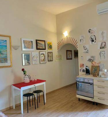 Montecatini Terme Bed & Breakfast | Comfortable 50 m² Bed and Breakfast for 3 Guests