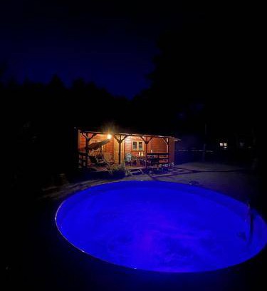 Skarszewy Cabin | Cozy Oceanfront Lodge for 6 Guests with Kitchen Access