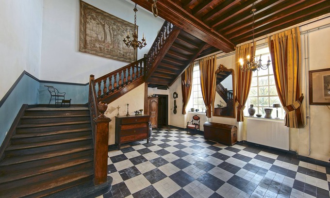 Schinnen Bed & Breakfast | Exclusive Group Retreat at Castle Terborgh Awaits You!