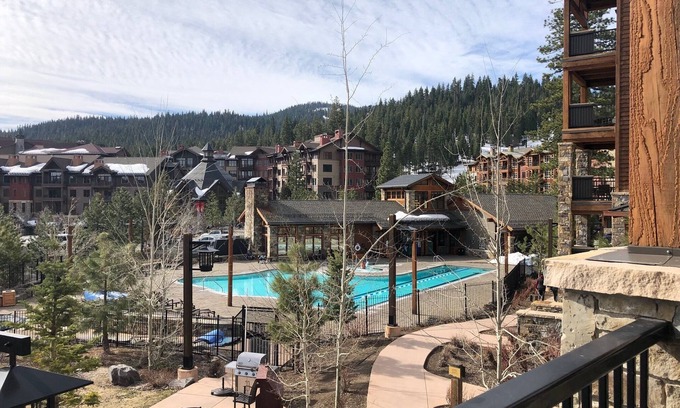 Truckee Villa | 500 feet from the Ski Gondola! Family sized, luxury two bedrm condo at Northstar