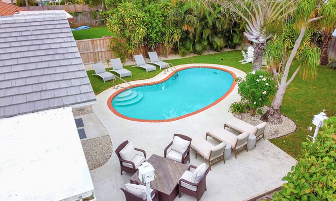 Lake Ida Shores House | Exceptional Stay at 501 Managed By Brampton Park