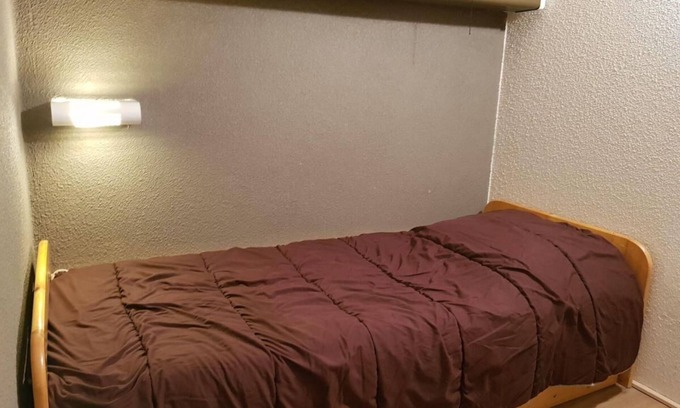 Arc-2000 Apartment | 50m from resort center, 4th floor, view ski slopes, balcony, tv, ski locker, 28m², Les Arcs