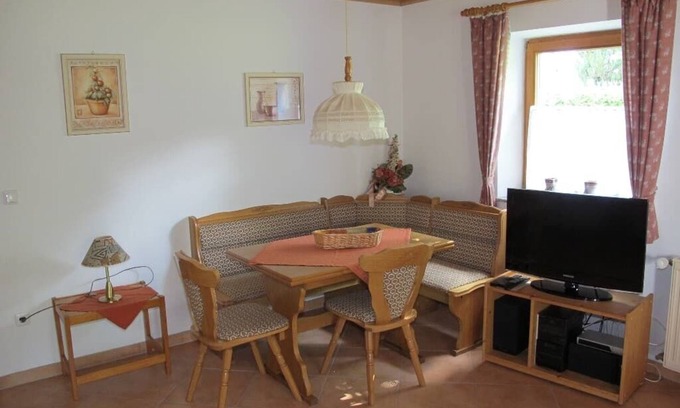 Haidmuhle Apartment | Cozy 2-Bedroom Apartment for Up to 4 Guests