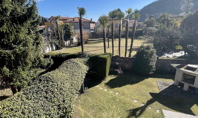 Cannobio House | Relaxing 5½-Room House with Garden and Lake View