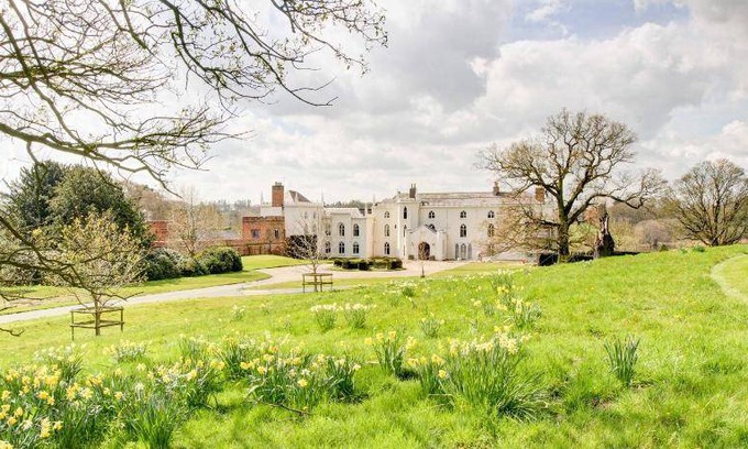 Whitchurch Bed & Breakfast | Cozy Bed and Breakfast with Kitchen Amenities