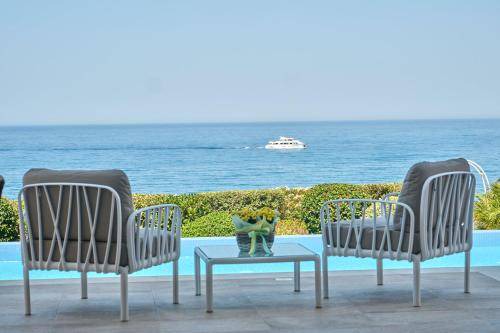 Kissonerga Villa | 516 m² Villa ∙ 3 bedrooms ∙ 6 guests