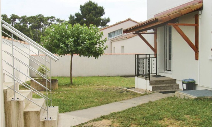 La Tranche-sur-Mer Apartment | Spacious 2-Bedroom Apartment for Up to 6 Guests