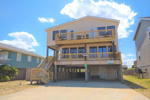 Kill Devil Hills House | Pet-Friendly Retreat at 5220 - Sandy Paws by Resort Realty